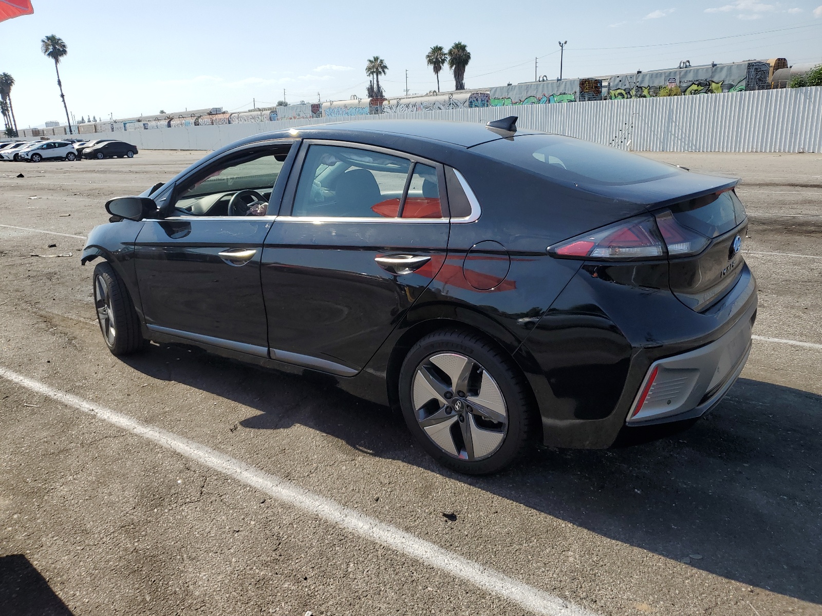 2020 Hyundai Ioniq Limited vin: KMHC05LC9LU241421