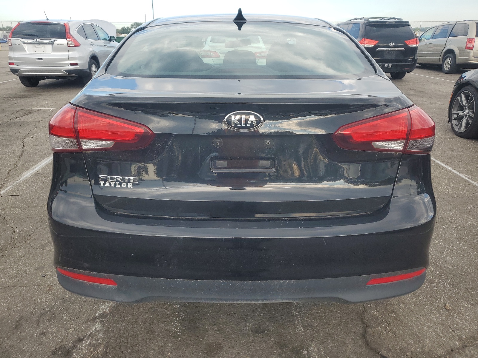 2017 Kia Forte Lx vin: 3KPFK4A77HE079029