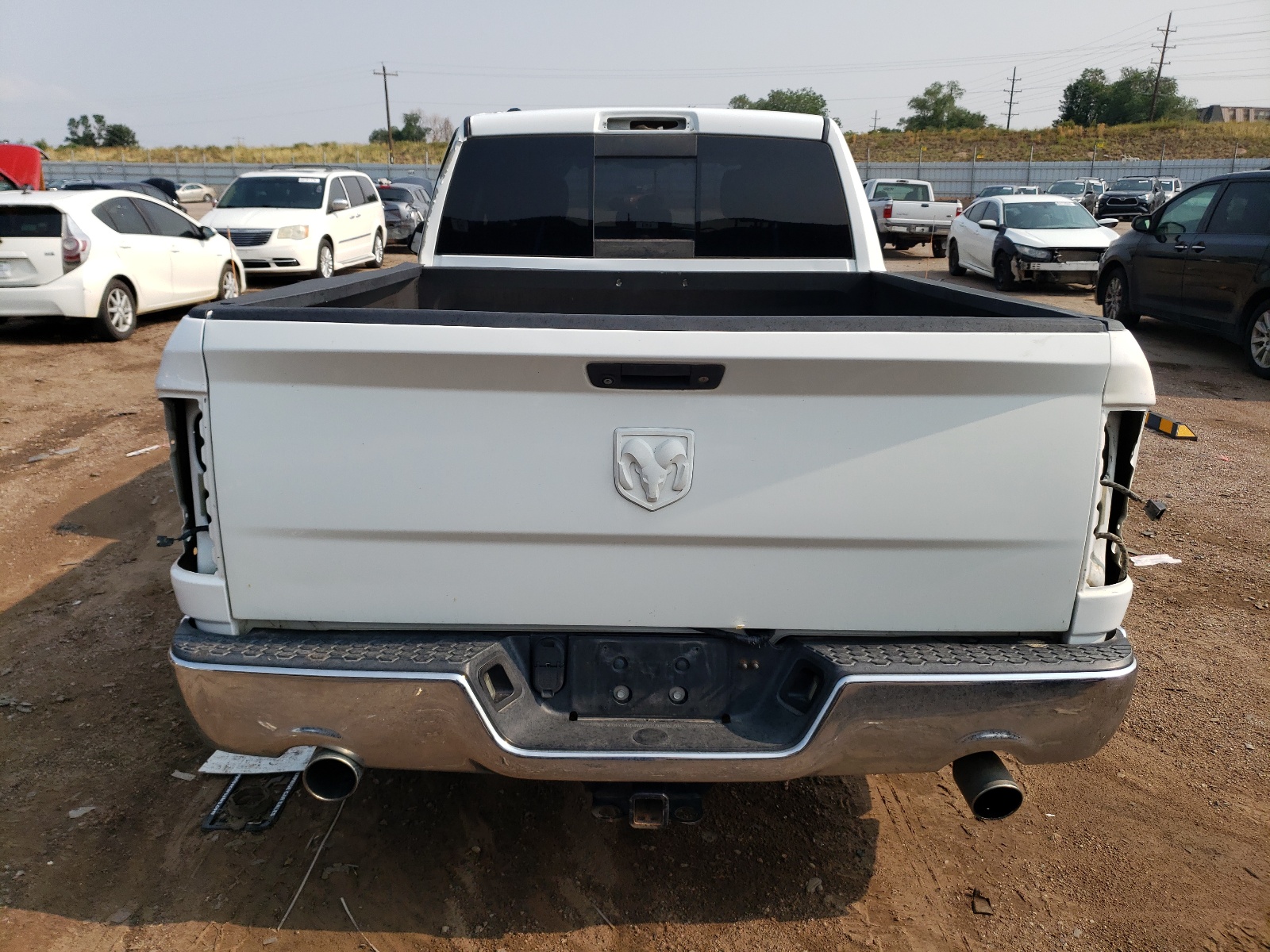 1C6RR7GT3ES345726 2014 Ram 1500 Slt