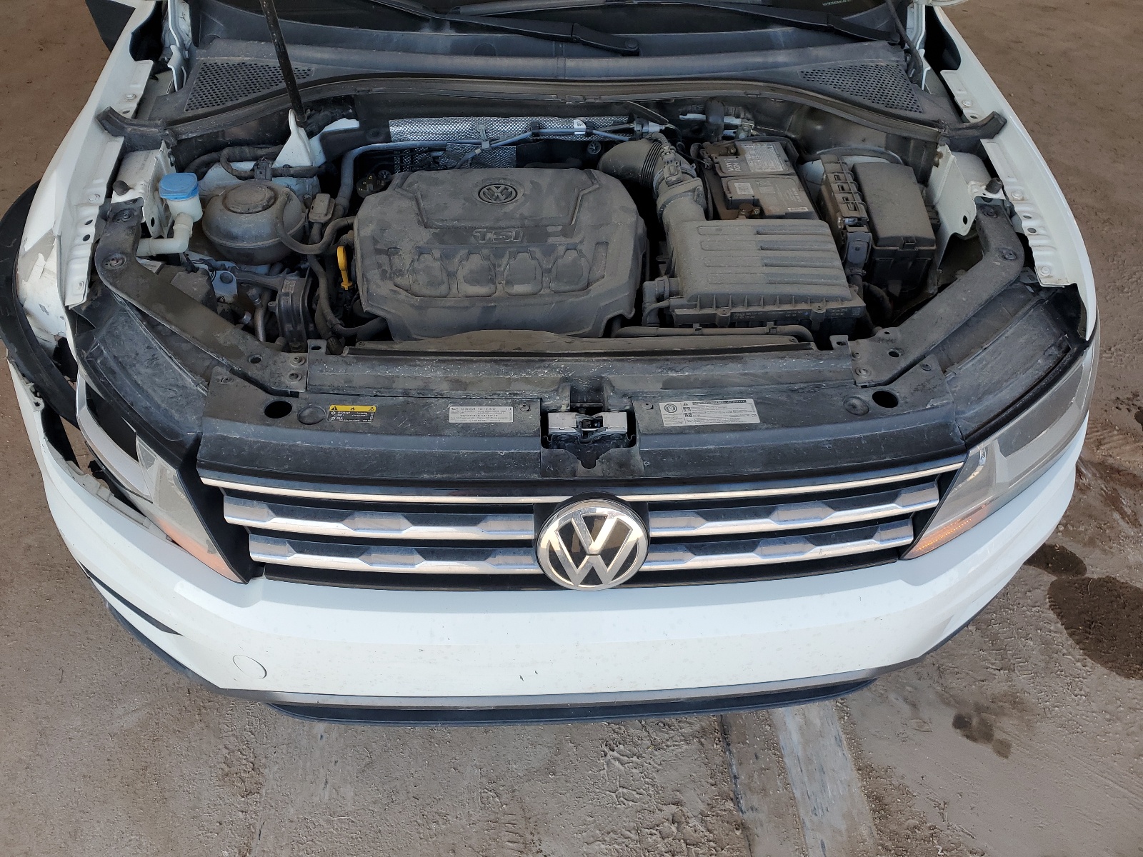 3VV1B7AX0KM148783 2019 Volkswagen Tiguan S