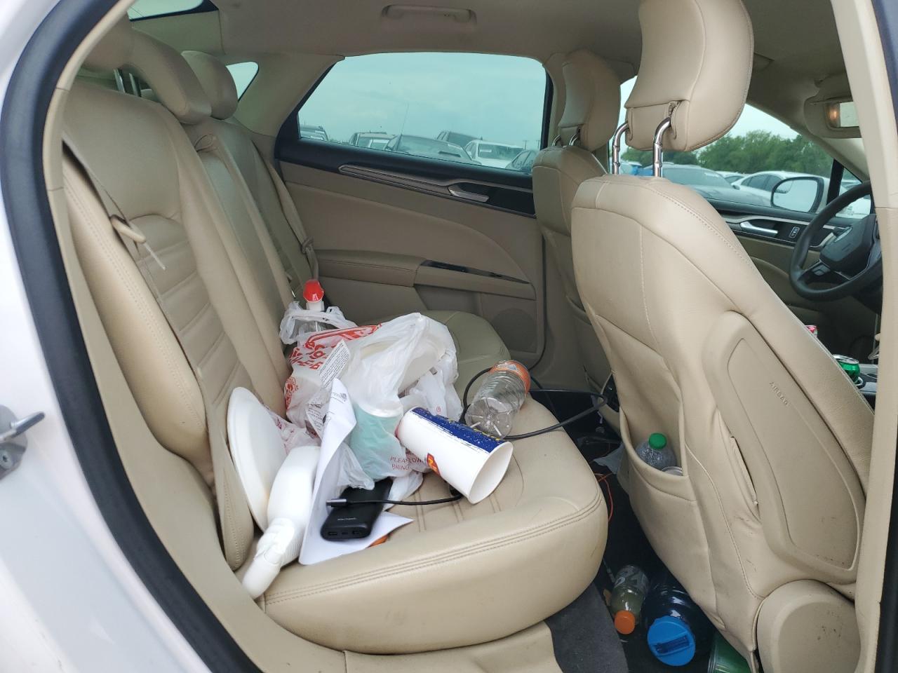 2015 Ford Fusion Se VIN: 3FA6P0H77FR113322 Lot: 63624994