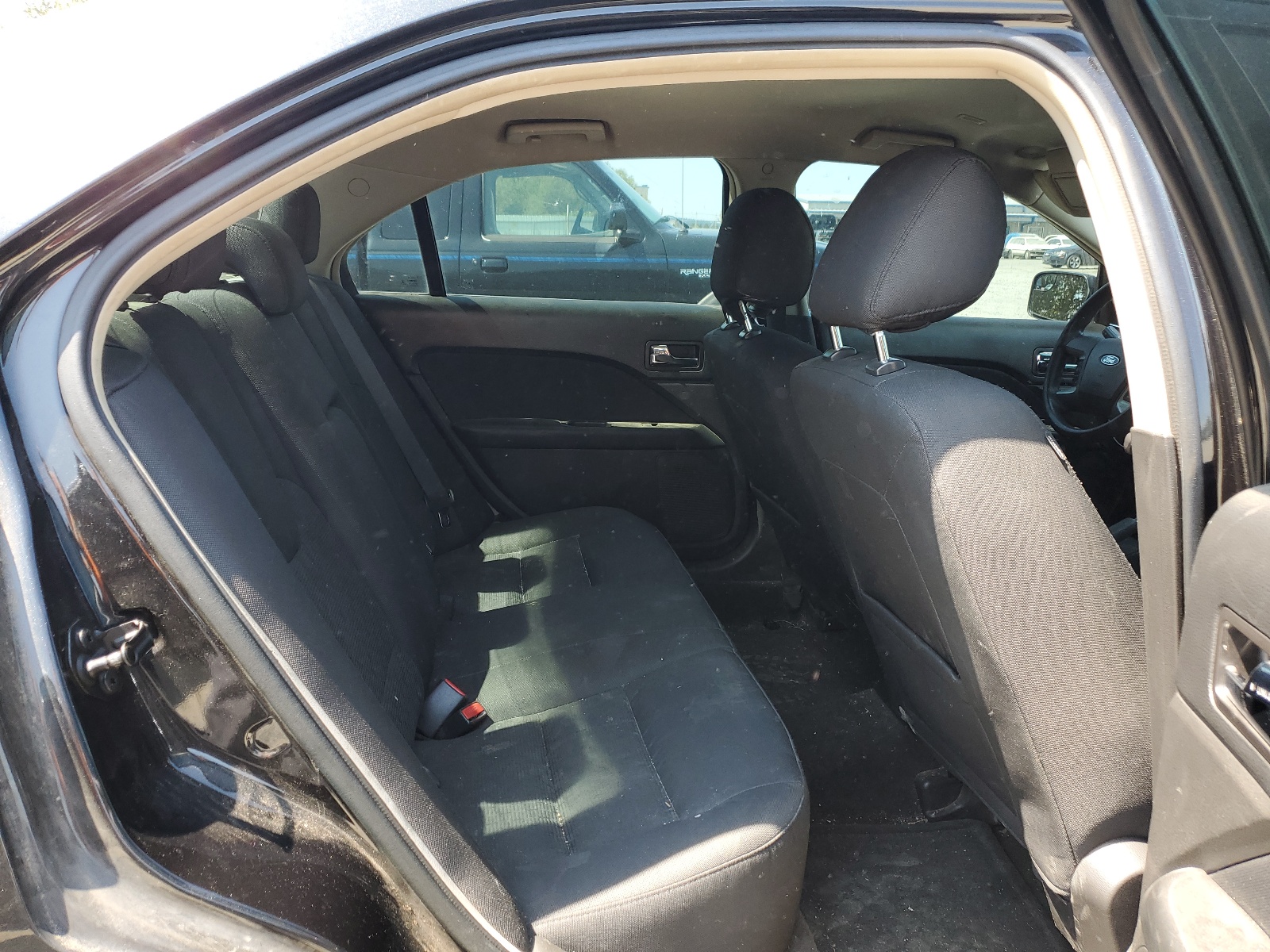 3FAHP0HA0CR366000 2012 Ford Fusion Se