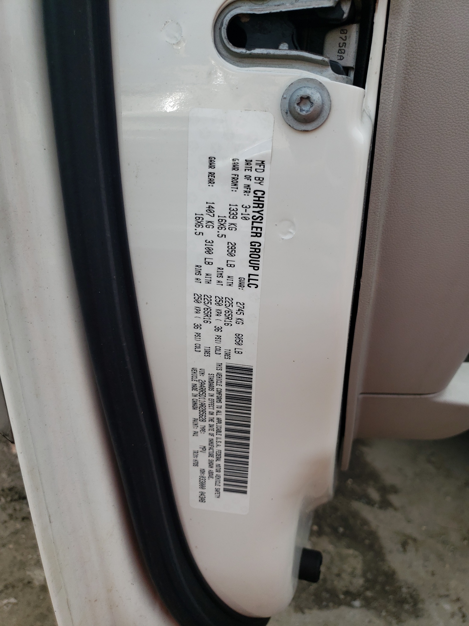 2A4RR5D11AR285628 2010 Chrysler Town & Country Touring