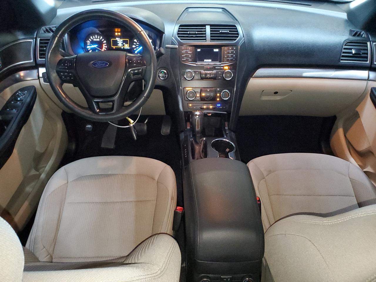 1FM5K7DHXKGB28776 2019 Ford Explorer Xlt
