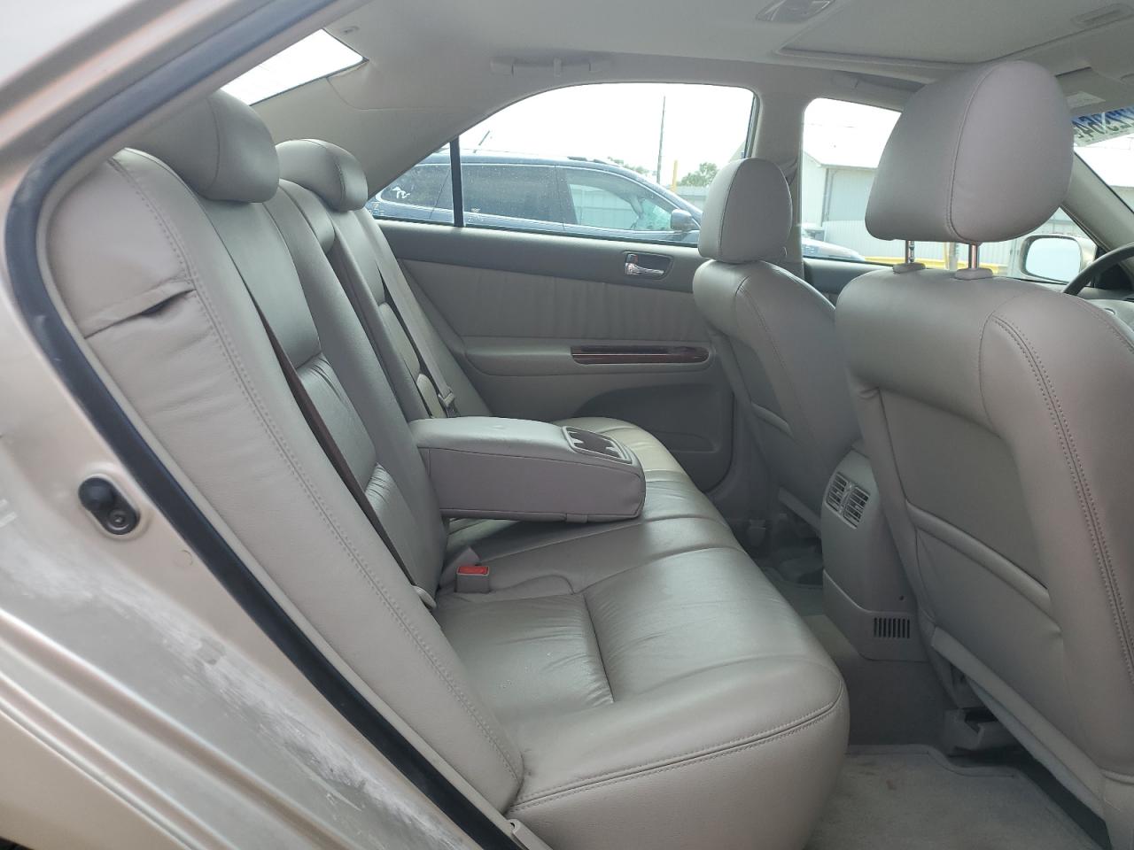 2003 Toyota Camry Le VIN: 4T1BE32K83U787699 Lot: 63022964