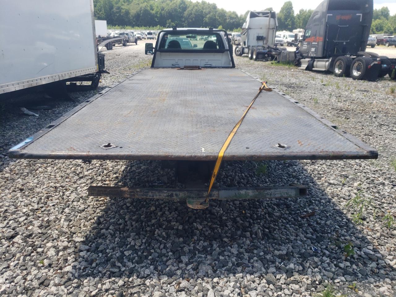 2002 Ford F350 Super Duty VIN: 1FDWF36F52EA59570 Lot: 62664994