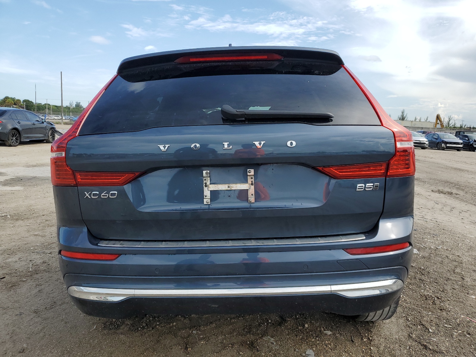 YV4L12RE5P1363514 2023 Volvo Xc60 Plus