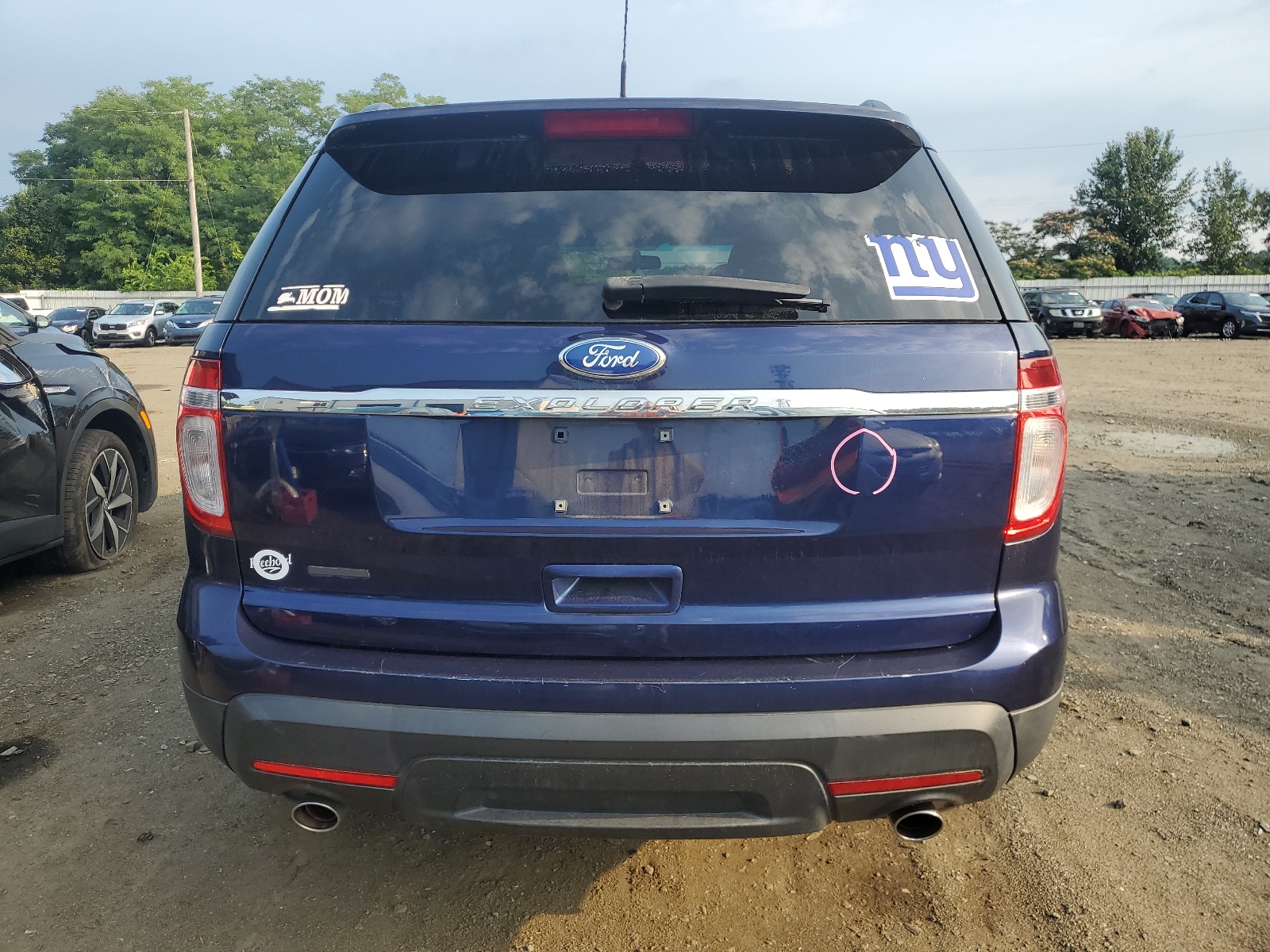 1FMHK7B80BGA44613 2011 Ford Explorer