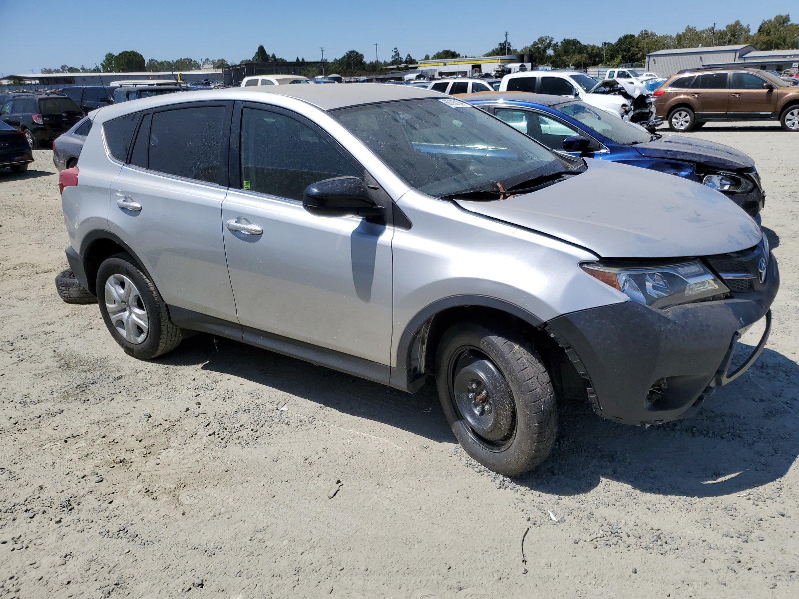 2015 Toyota Rav4 Le vin: JTMZFREV7FJ055773