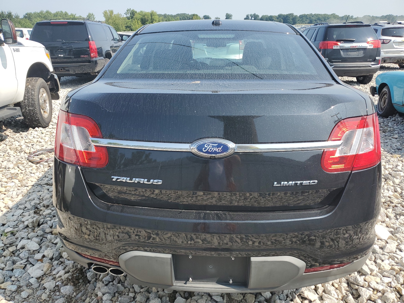 1FAHP2FW1AG141079 2010 Ford Taurus Limited