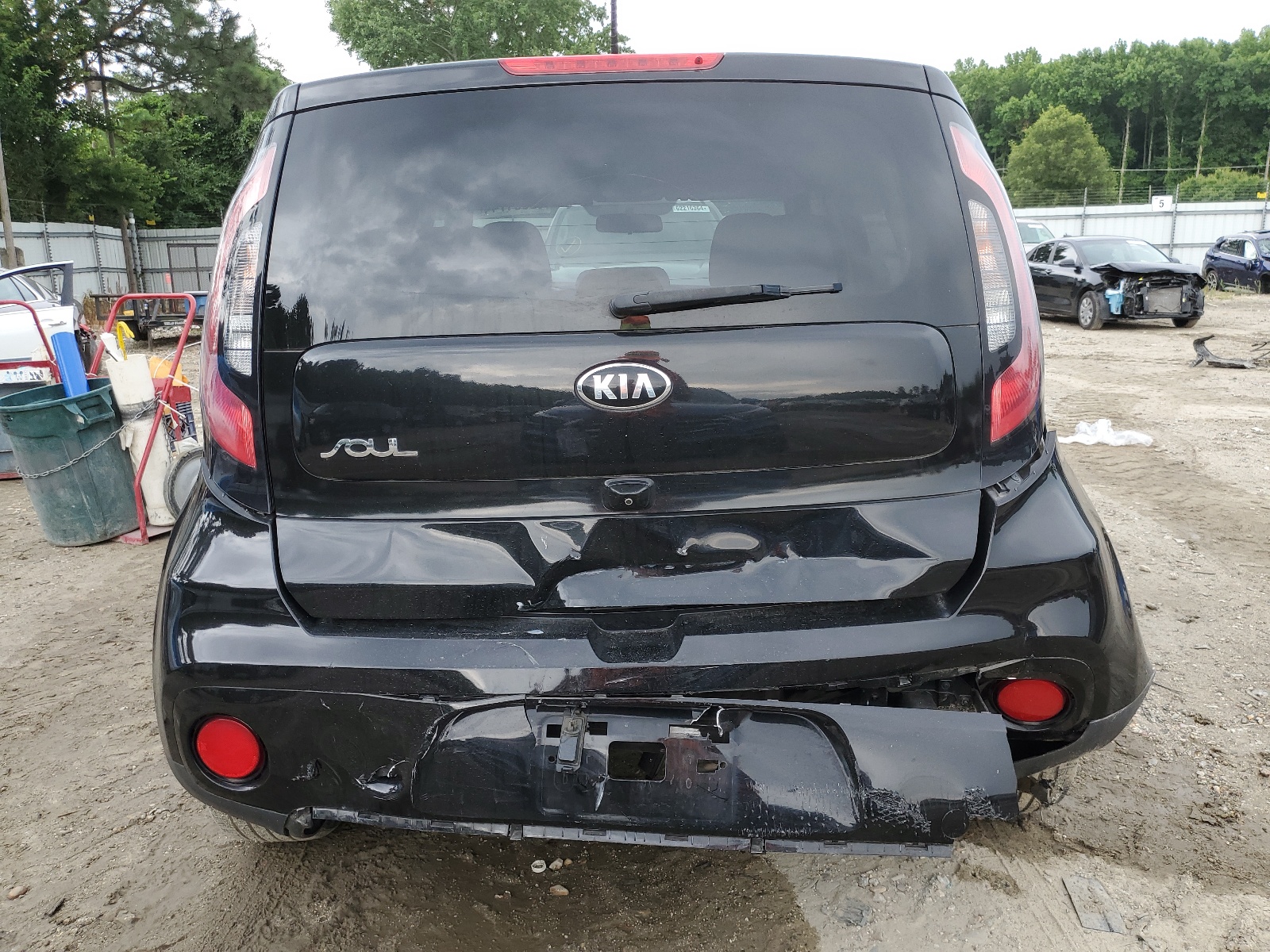 KNDJP3A51H7418016 2017 Kia Soul +