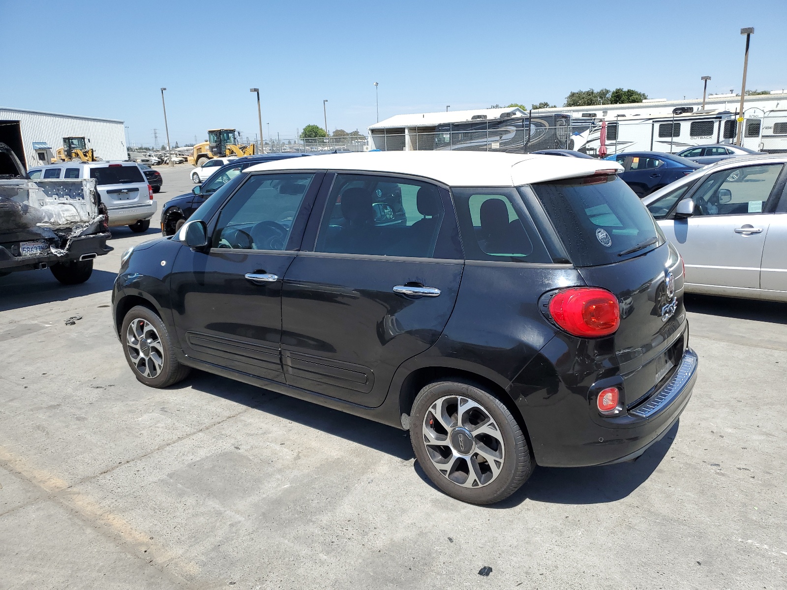 2014 Fiat 500L Easy vin: ZFBCFABH0EZ002230