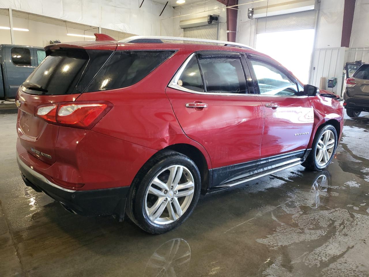 2018 Chevrolet Equinox Premier VIN: 2GNAXNEX3J6214063 Lot: 63281094