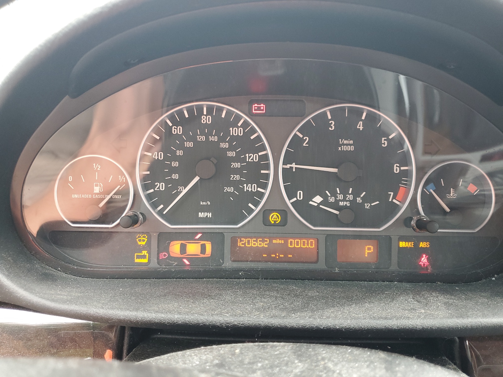 WBAEW53494PN32745 2004 BMW 330 Xi