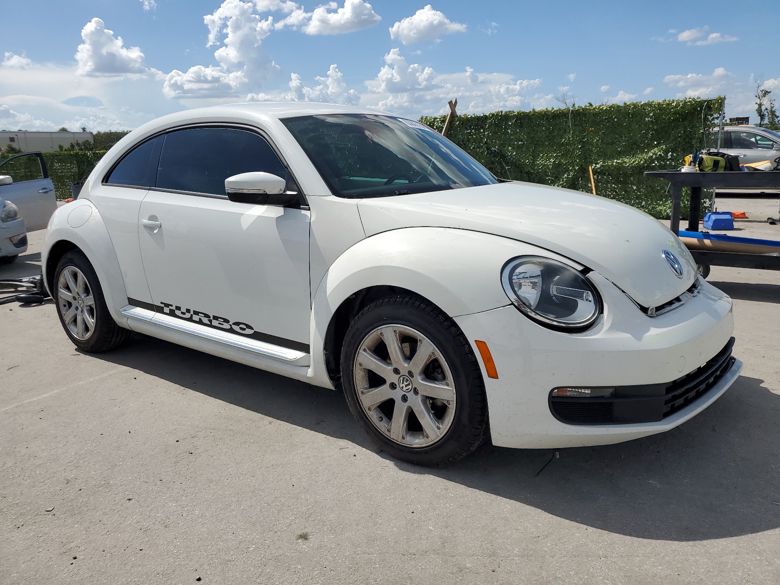 2014 Volkswagen Beetle vin: 3VWJ07AT5EM660140