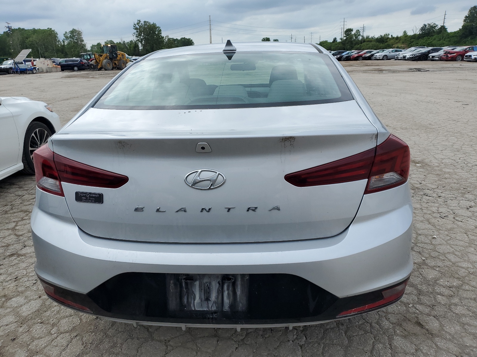 KMHD84LF9KU736492 2019 Hyundai Elantra Sel