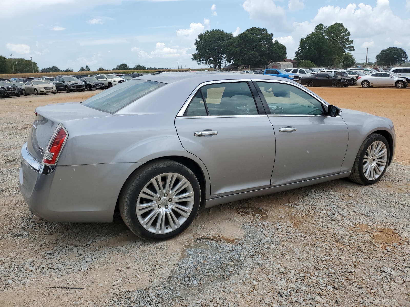 2013 Chrysler 300C vin: 2C3CCAEG6DH739993