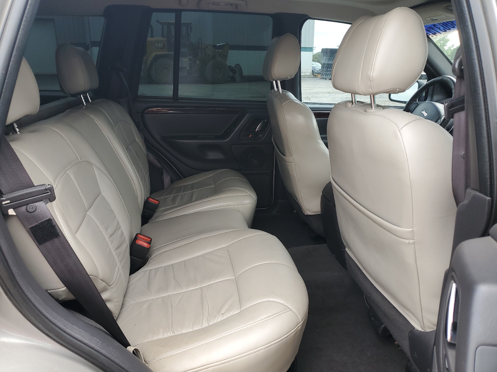 1J4GW58N61C653923 2001 Jeep Grand Cherokee Limited