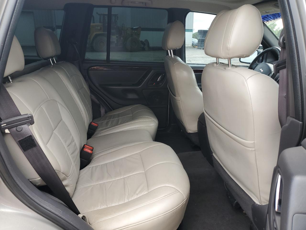 2001 Jeep Grand Cherokee Limited VIN: 1J4GW58N61C653923 Lot: 67998714