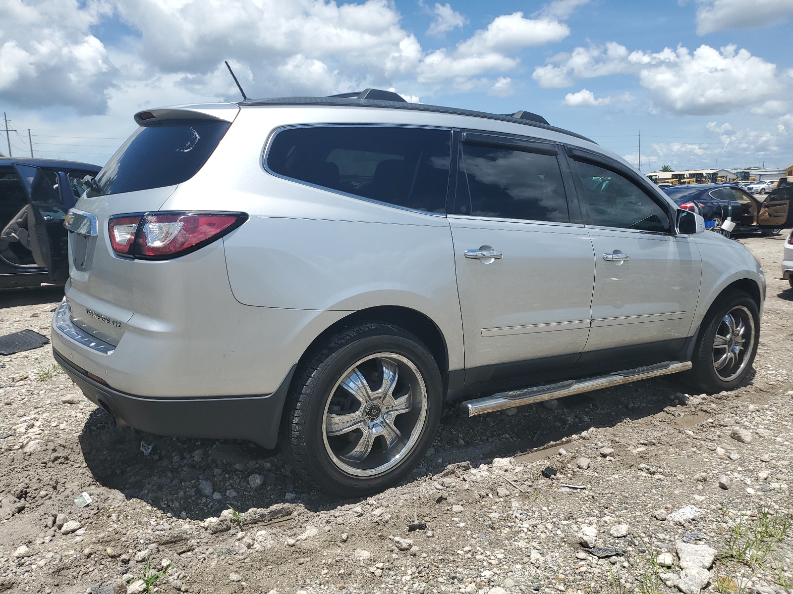 2014 Chevrolet Traverse Ltz vin: 1GNKRJKD3EJ183553