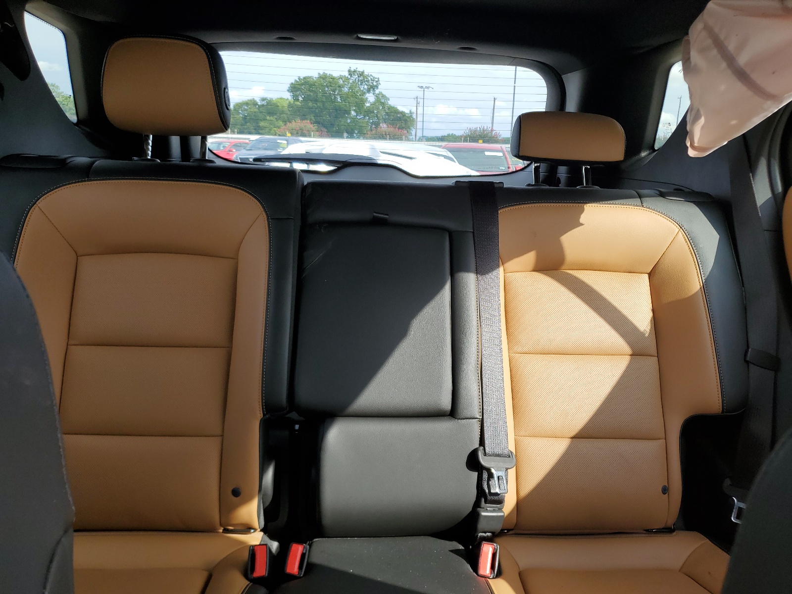 2GNAXMEV9J6104658 2018 Chevrolet Equinox Premier