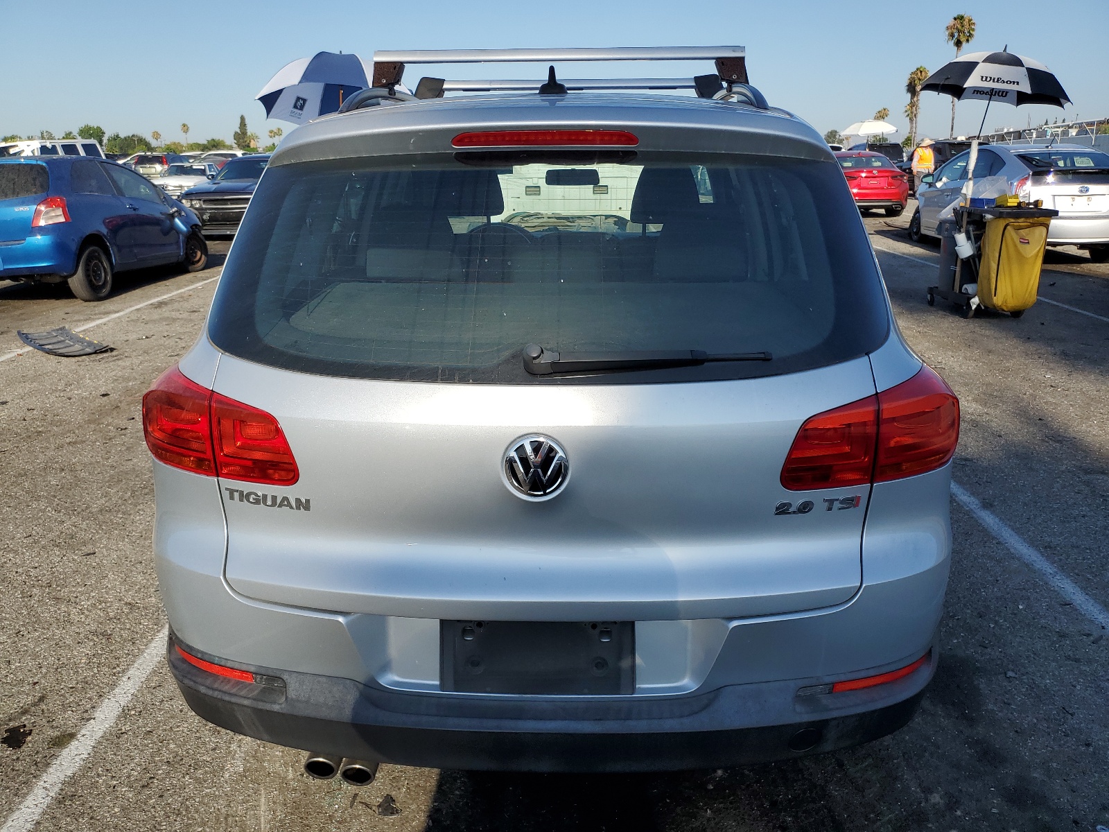 WVGAV7AX5FW572001 2015 Volkswagen Tiguan S