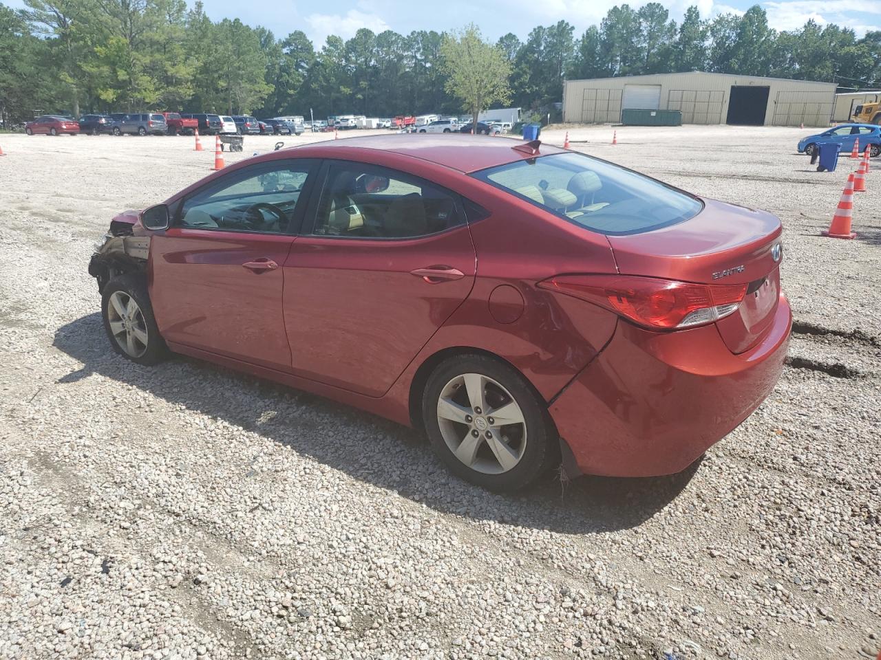 2012 Hyundai Elantra - Image 2