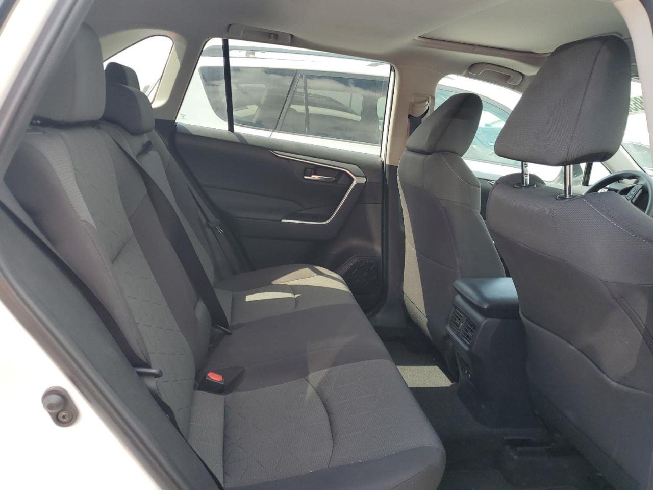 2021 Toyota Rav4 Xle VIN: 4T3RWRFV5MU035485 Lot: 64865684