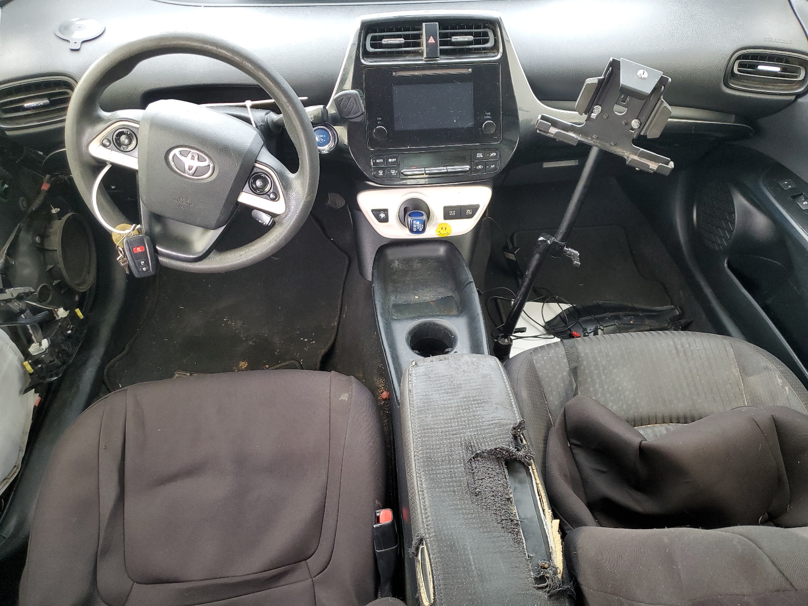 JTDKBRFUXG3515887 2016 Toyota Prius