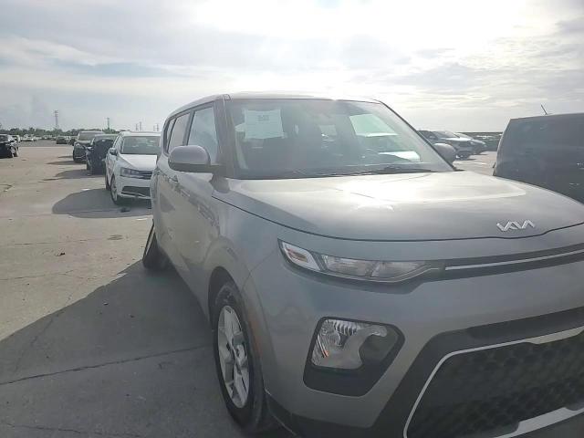 2022 Kia Soul Lx VIN: KNDJ23AU8N7825560 Lot: 63247554