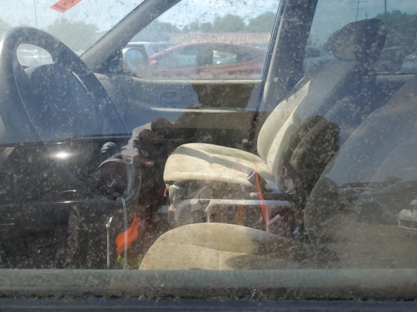 KNDUP132956684700 2005 Kia Sedona Ex