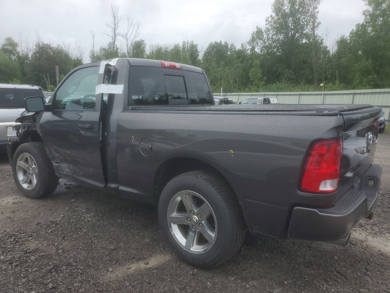 3C6JR7AT8FG532510 2015 Ram 1500 St