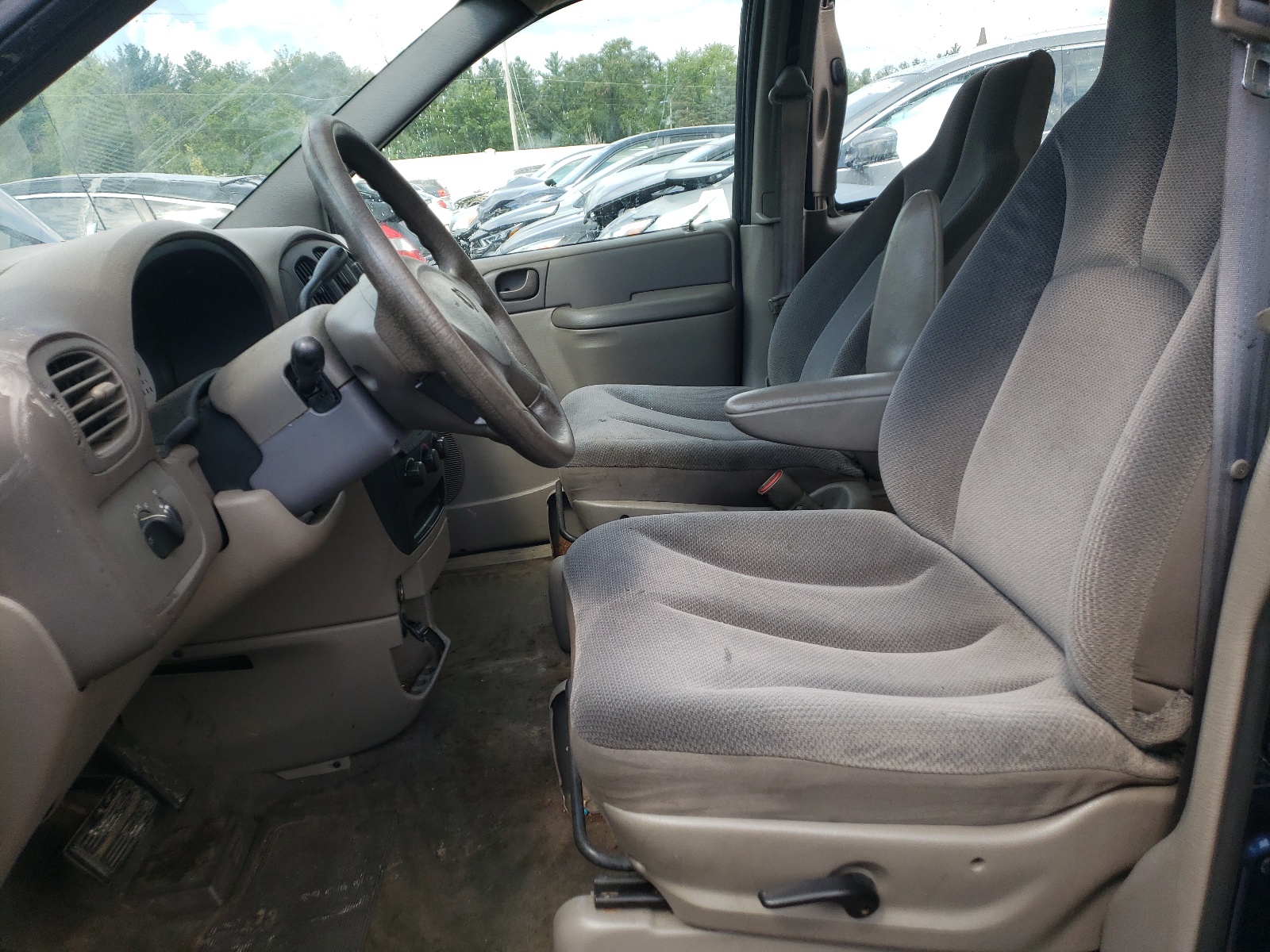 1D4GP25B03B100160 2003 Dodge Caravan Se