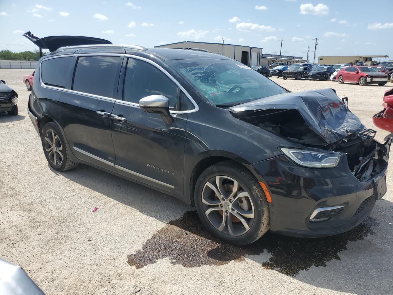 2021 Chrysler Pacifica - Image 4