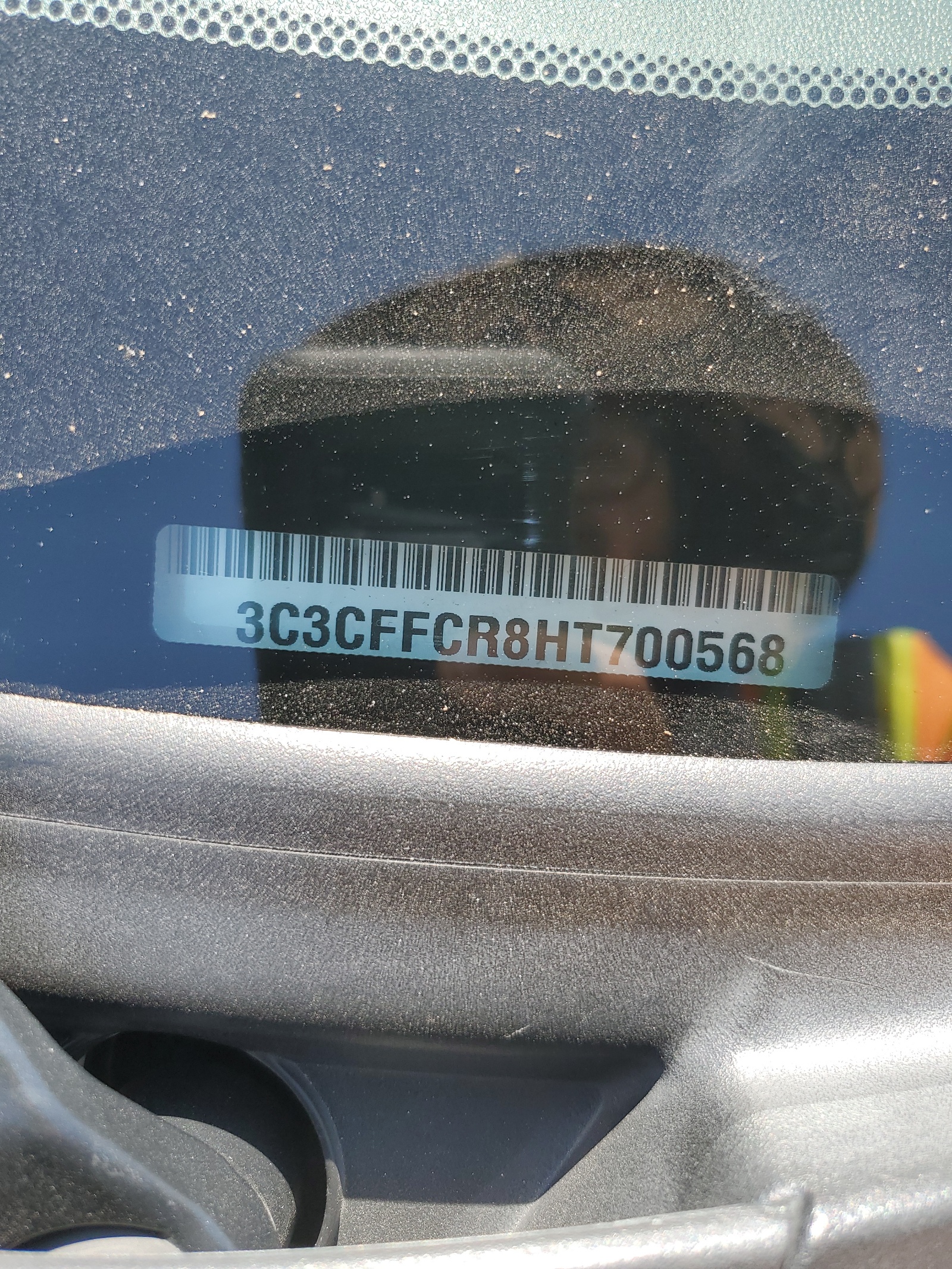 3C3CFFCR8HT700568 2017 Fiat 500 Lounge