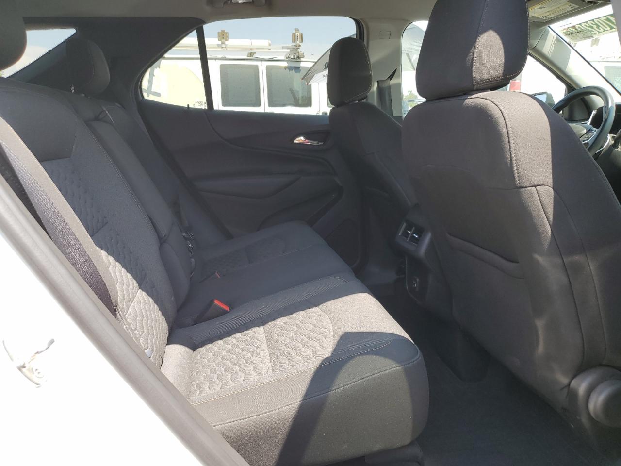 2020 Chevrolet Equinox Lt VIN: 3GNAXJEV4LS555919 Lot: 64703294