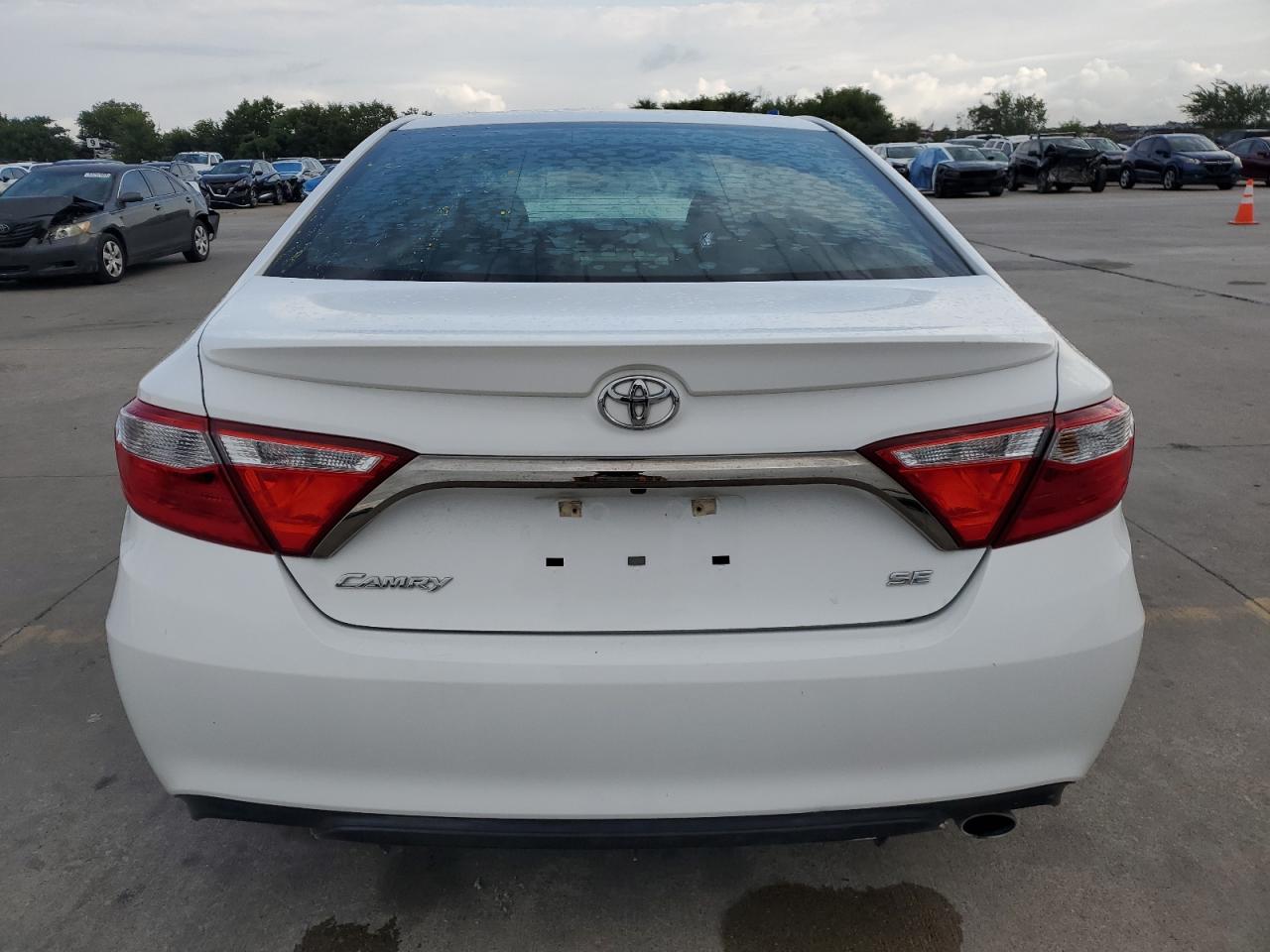 2016 Toyota Camry Le VIN: 4T1BF1FK4GU155123 Lot: 64467704