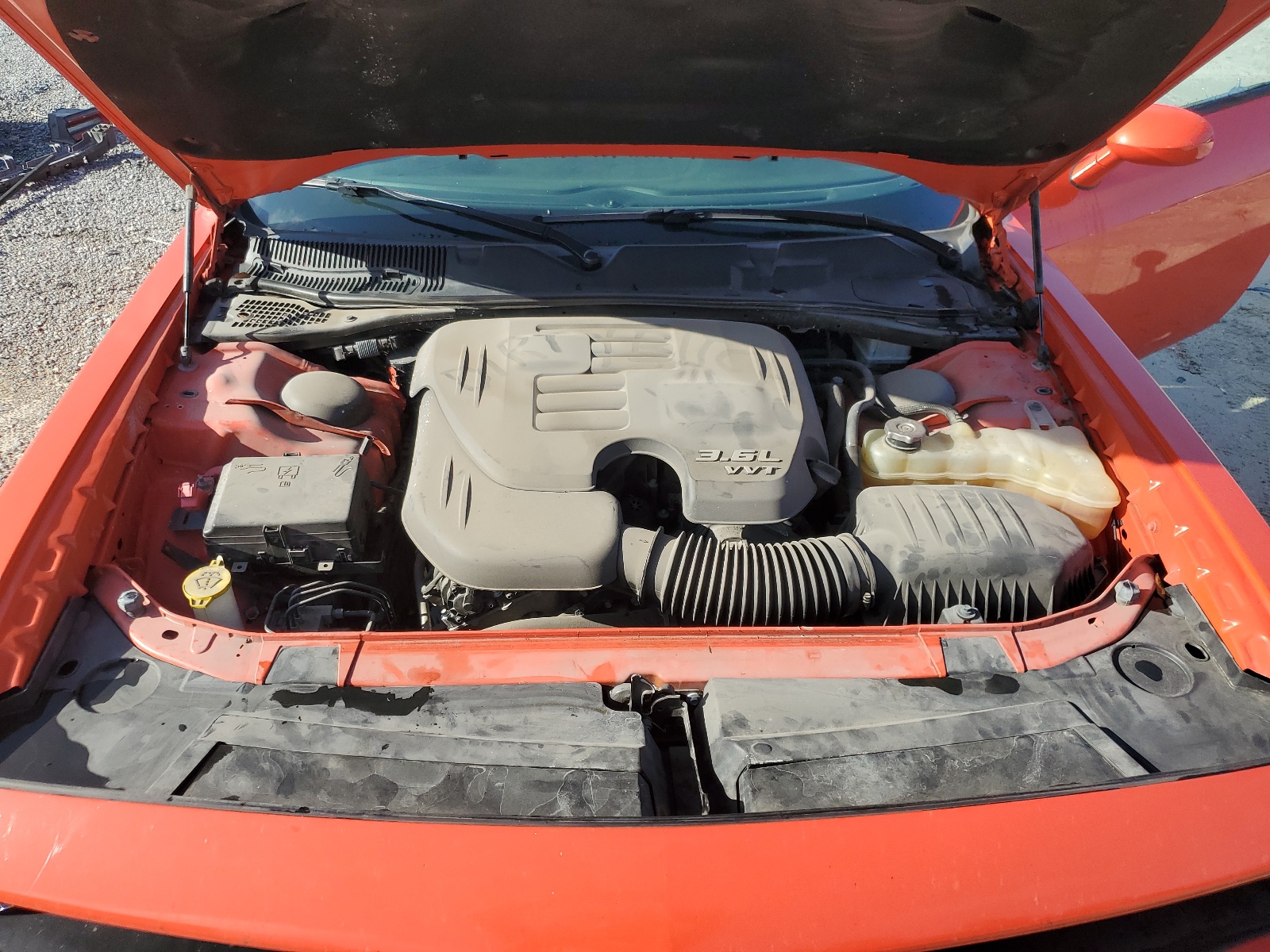 2C3CDZAG5KH593827 2019 Dodge Challenger Sxt