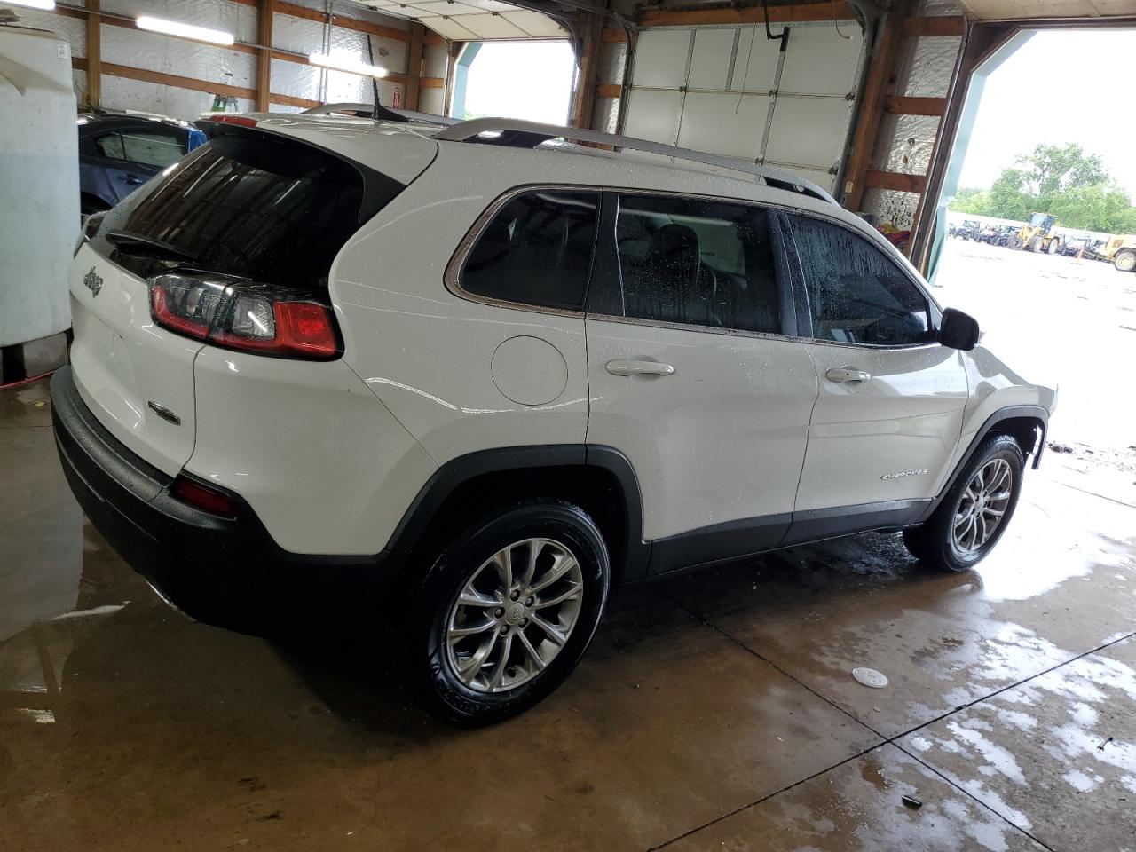 2021 Jeep Grand Cherokee - Image 3