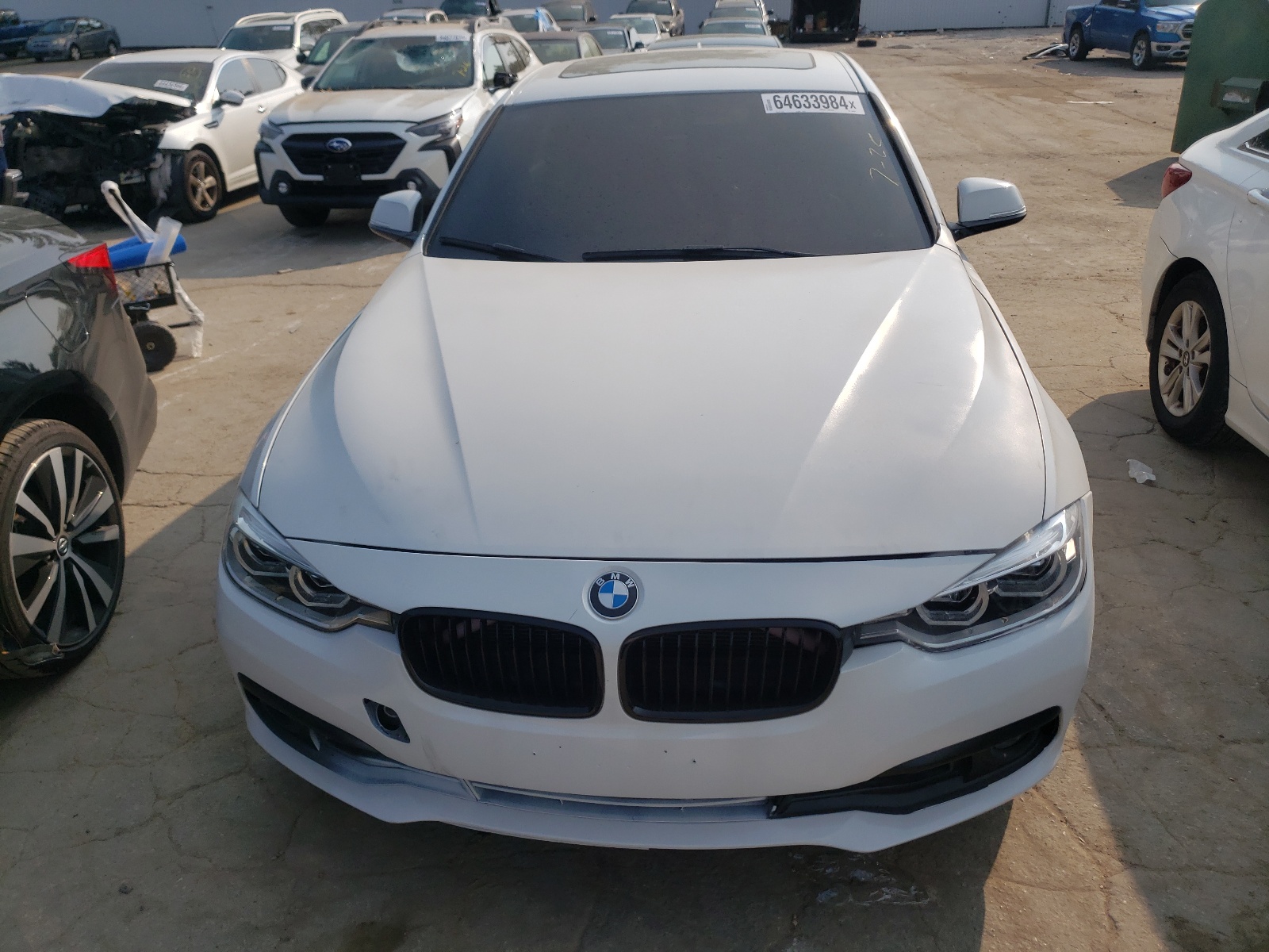 2018 BMW 320 Xi vin: WBA8E5G55JNV02054