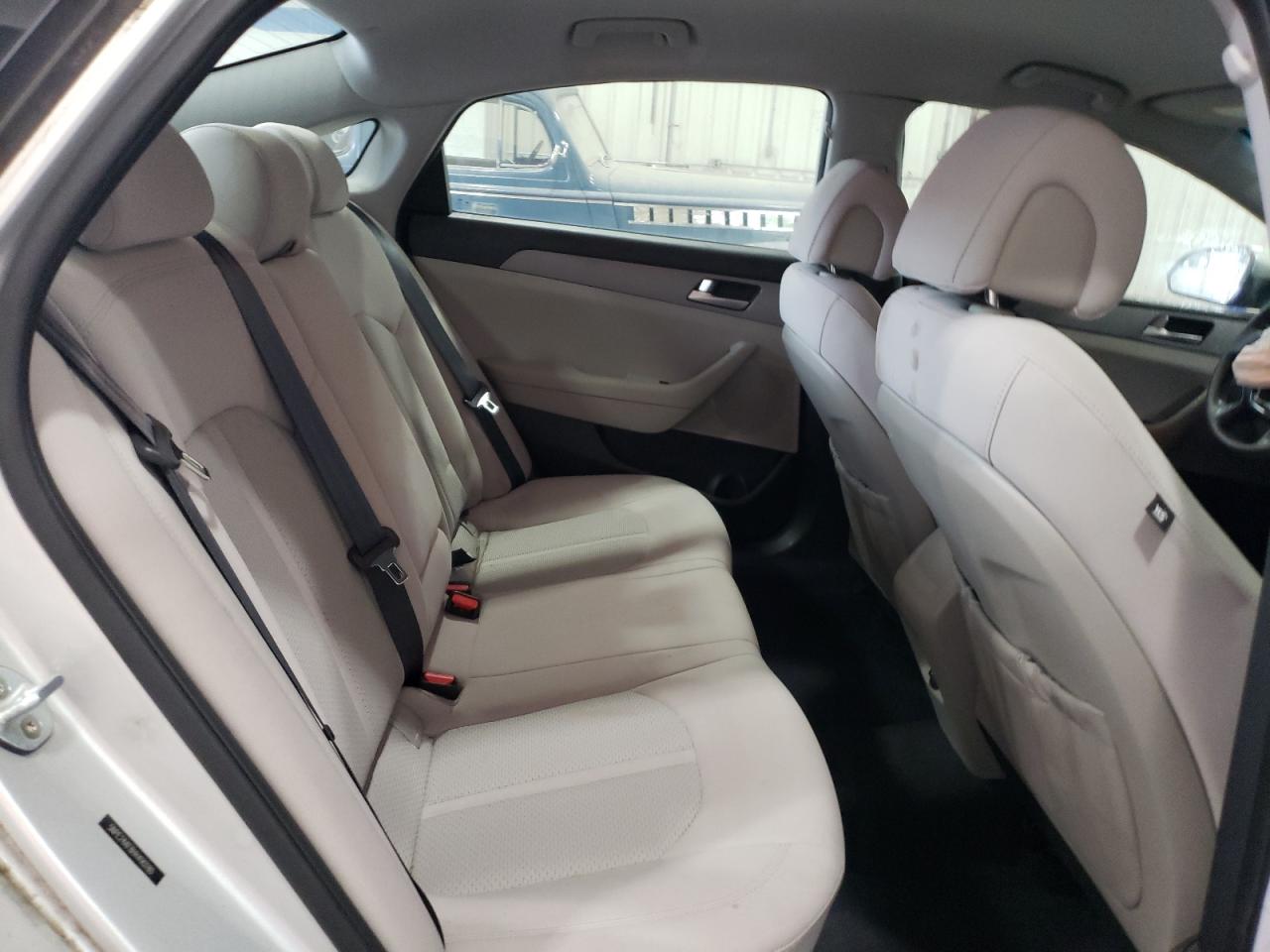 2017 Hyundai Sonata Se VIN: 5NPE24AF8HH490180 Lot: 64018304
