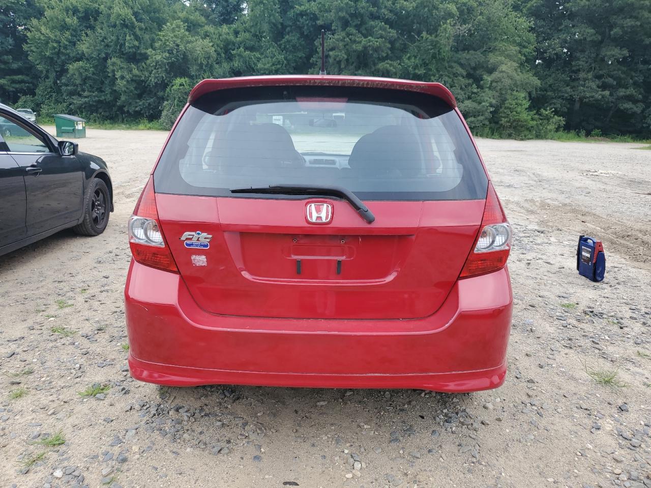 2008 Honda Fit Sport VIN: JHMGD38618S000374 Lot: 63206404