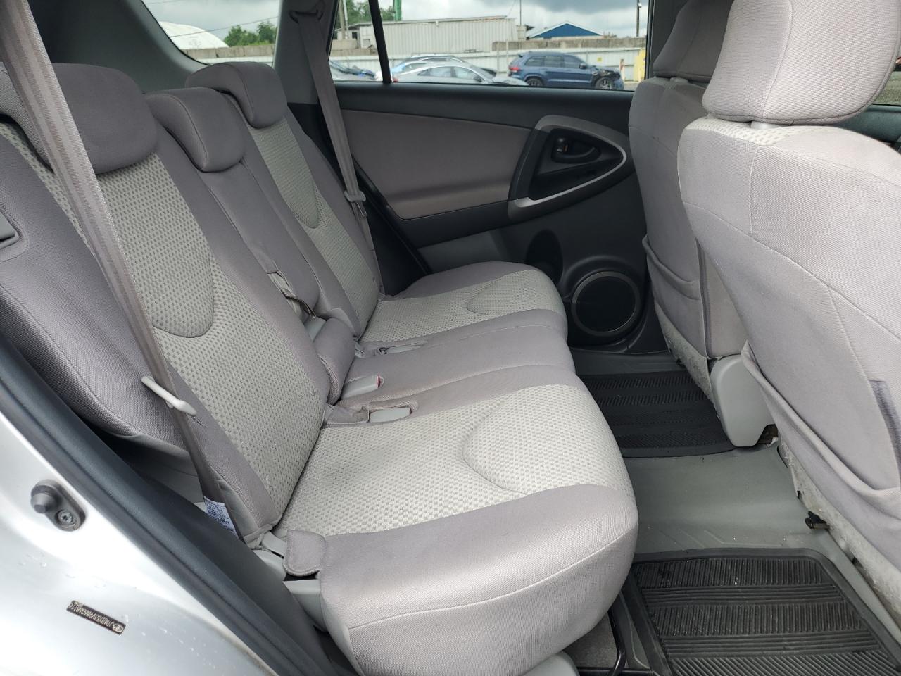 2008 Toyota Rav4 VIN: JTMZD33V986068116 Lot: 64140134