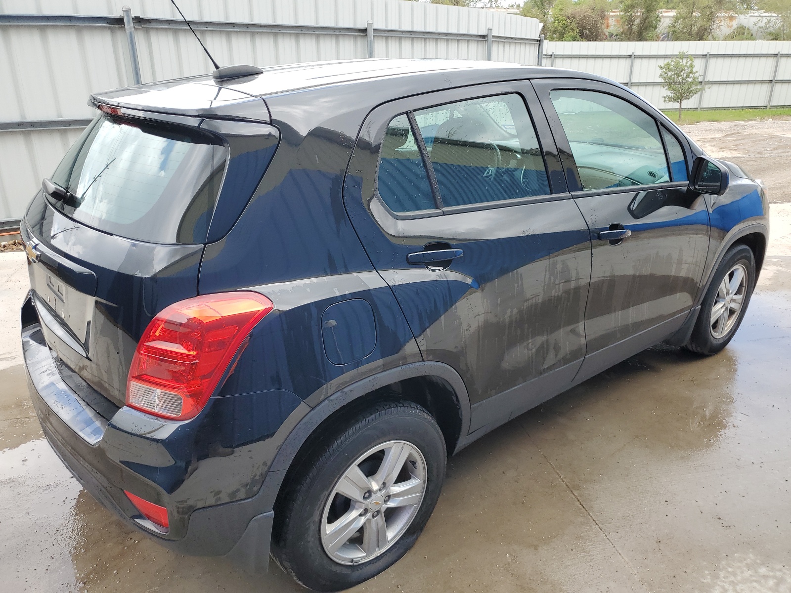 KL7CJKSB8LB074583 2020 Chevrolet Trax Ls