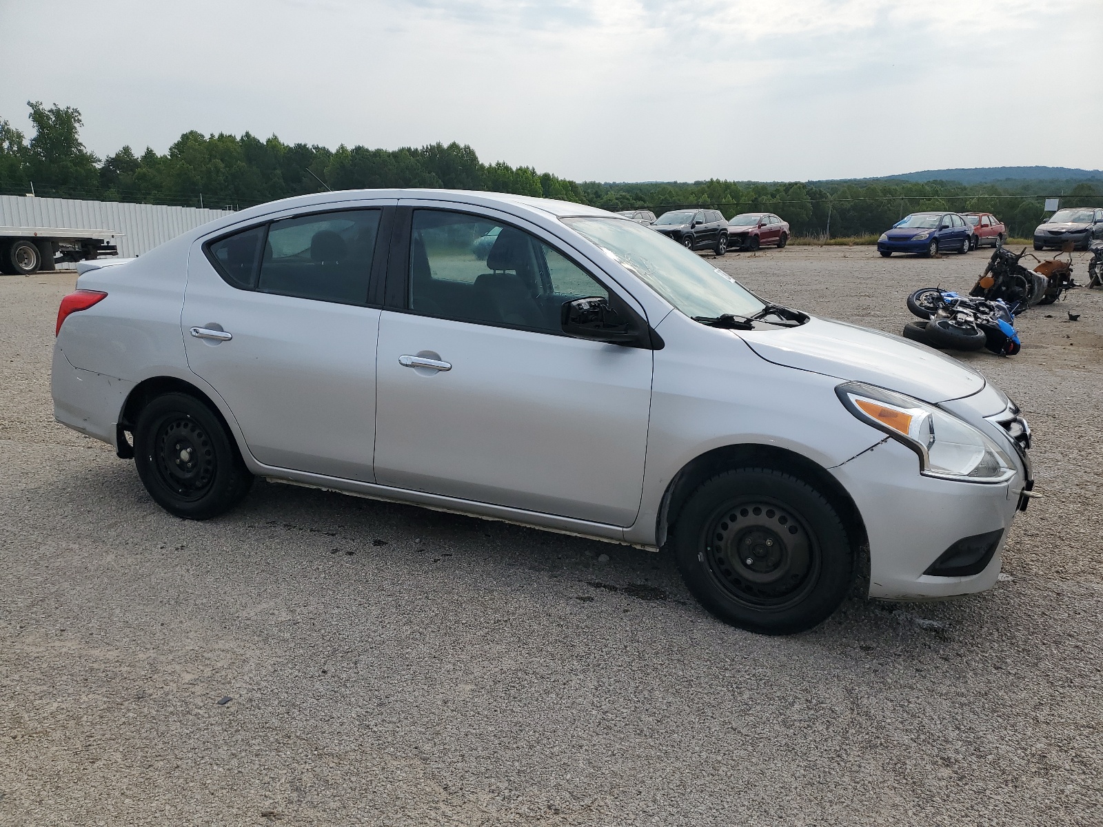 2017 Nissan Versa S vin: 3N1CN7AP3HK429837