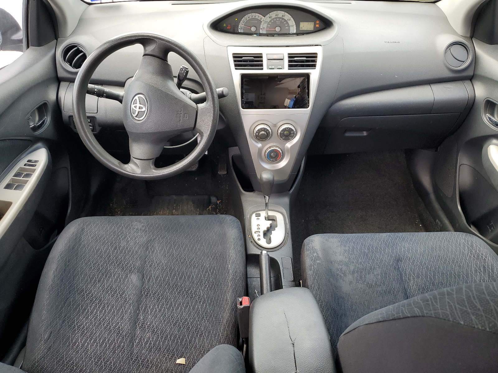 JTDBT923671039921 2007 Toyota Yaris