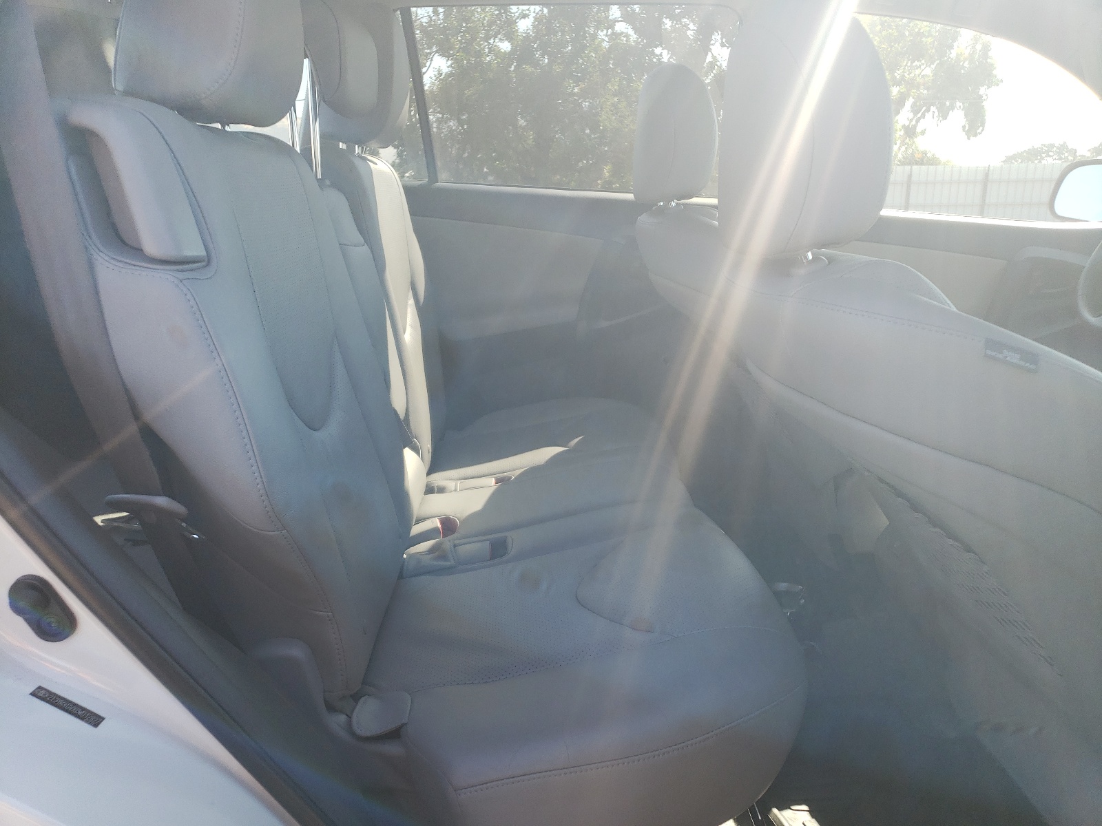 2T3YK4DVXBW012827 2011 Toyota Rav4 Limited