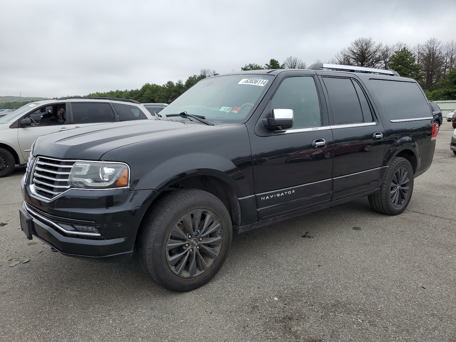 2017 Lincoln Navigator L Select vin: 5LMJJ3JT7HEL01271