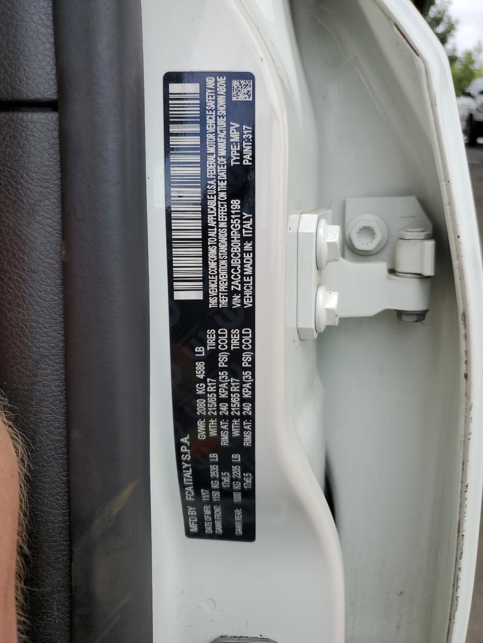 ZACCJBCB0HPG51198 2017 Jeep Renegade Trailhawk