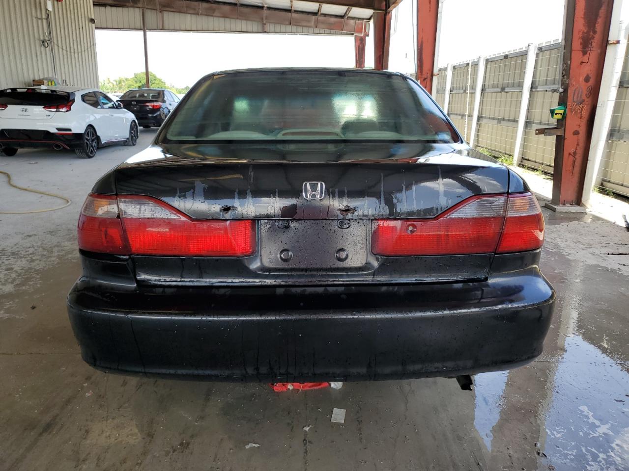 1999 Honda Accord Lx VIN: 1HGCG5641XA041372 Lot: 64452874